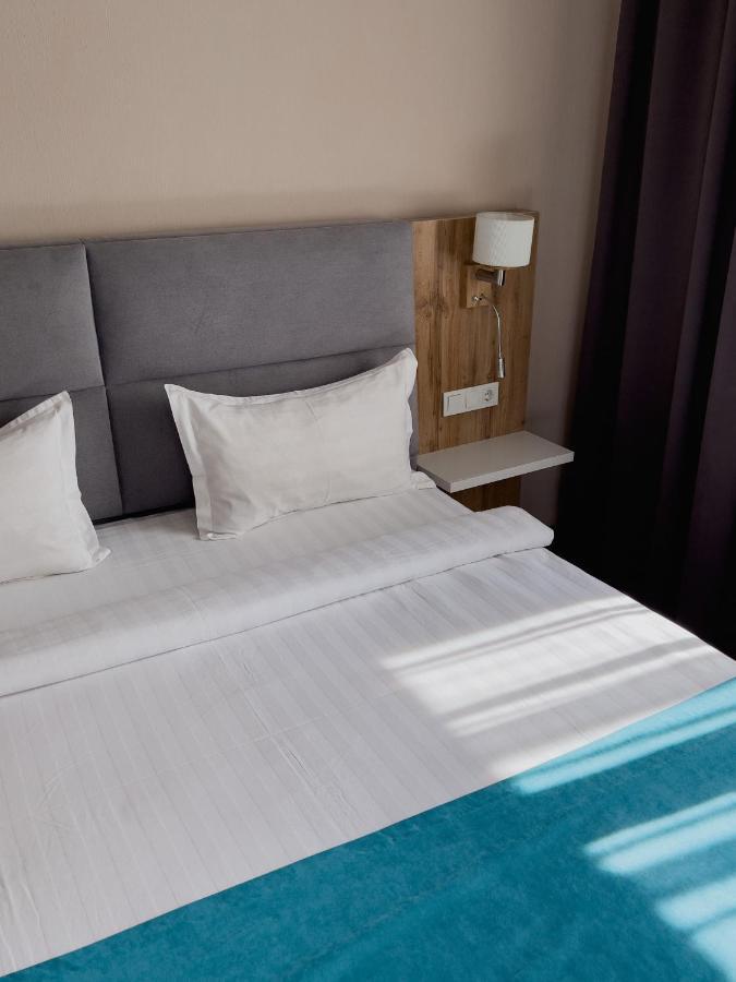 Keremet Hotel Almaty Bagian luar foto