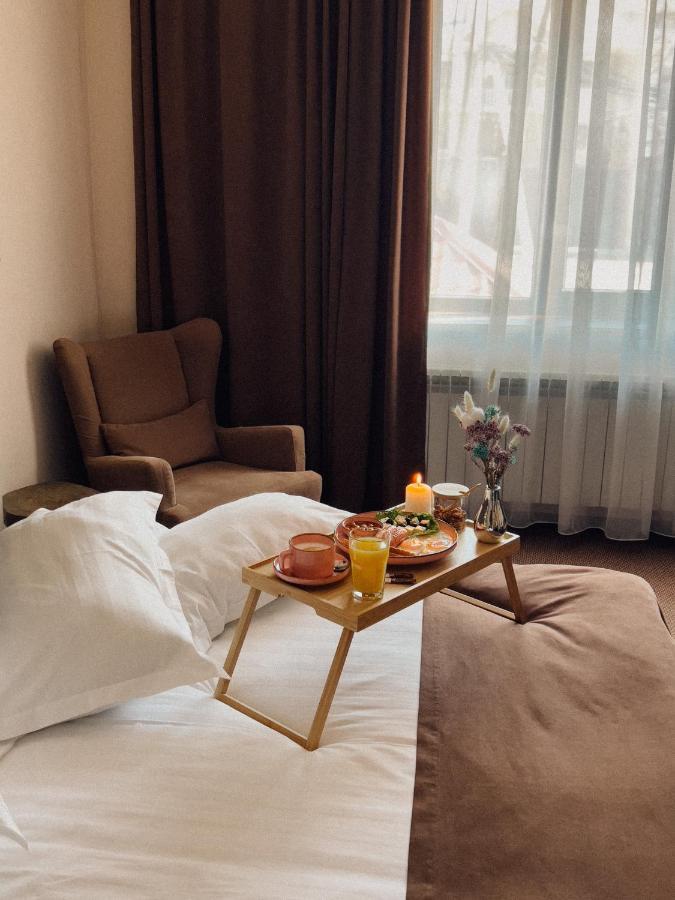 Keremet Hotel Almaty Bagian luar foto