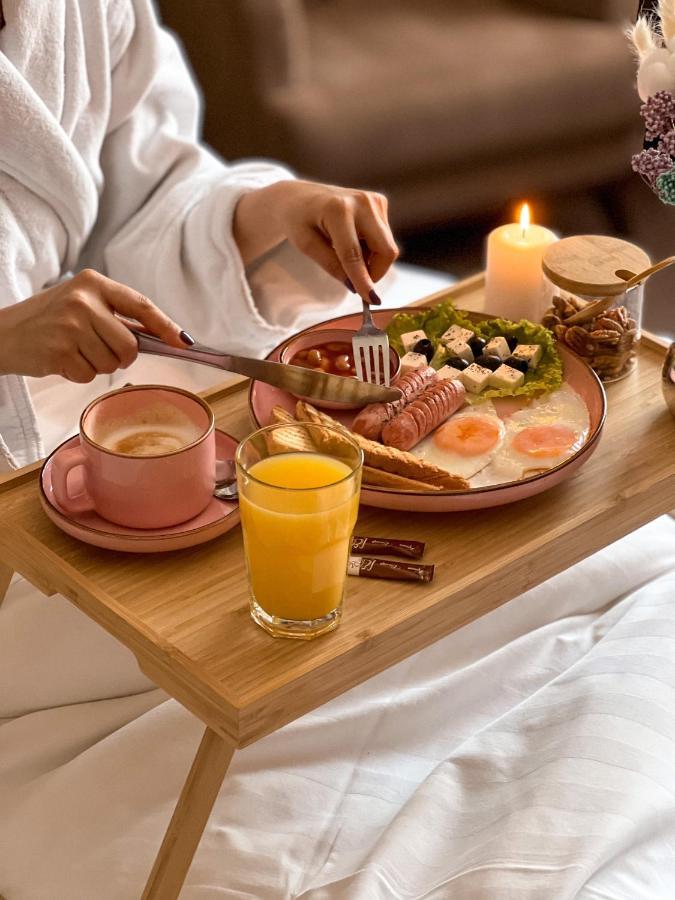Keremet Hotel Almaty Bagian luar foto