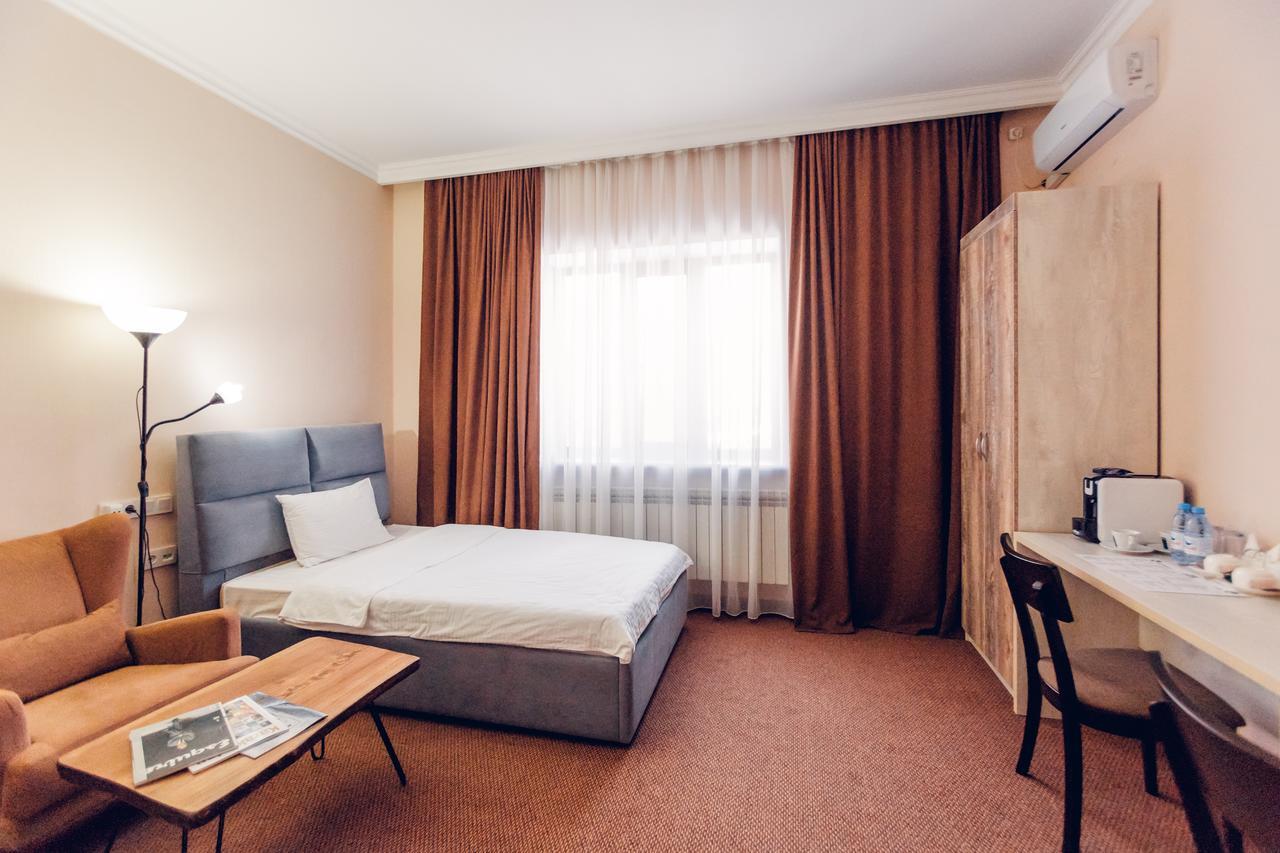 Keremet Hotel Almaty Bagian luar foto
